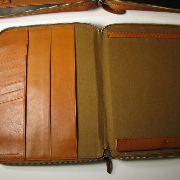 WANT LES ESSENTIELS DE LA VIE GENUINE BROWN LEATHER iPad & Kansai Laptop CASE - Picture 6 of 9